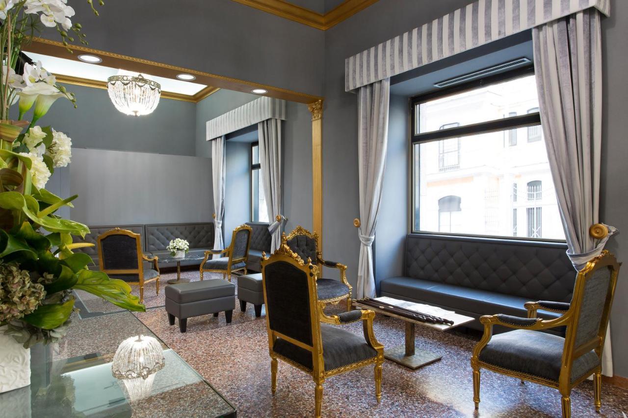 Отель Golden Tulip Rome Piram Экстерьер фото